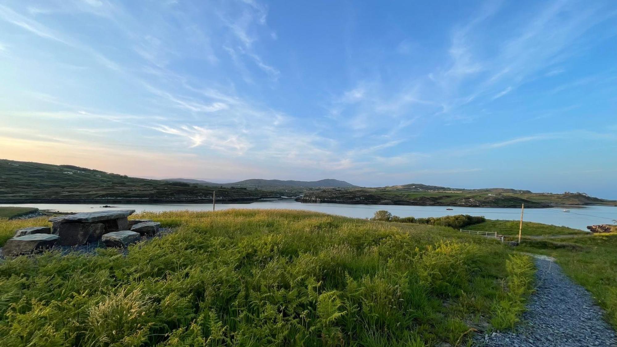 Seafront House With Own Private Pier In Gunpoint, Schull, West Cork Villa Seafort Exteriör bild
