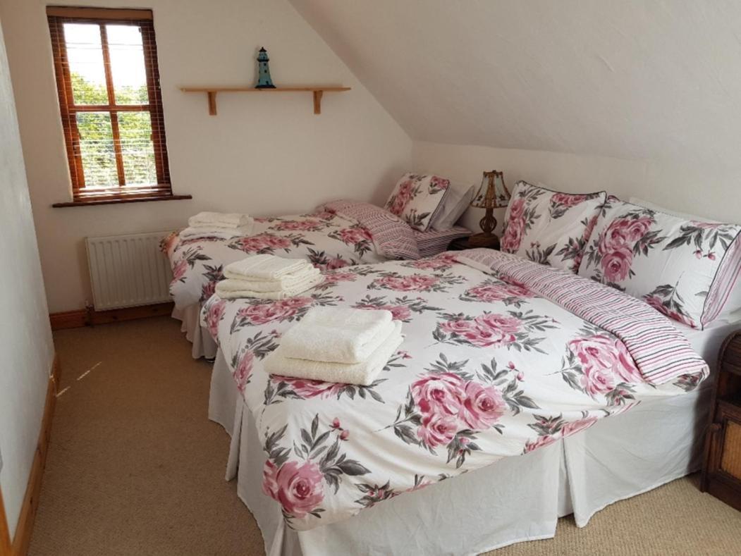Seafront House With Own Private Pier In Gunpoint, Schull, West Cork Villa Seafort Exteriör bild